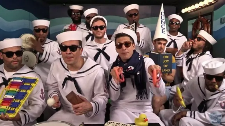 Οι Lonely Island τραγουδούν 'I’m On A Boat' με έναν ιδιαίτερο τρόπο στον Jimmy Fallon...