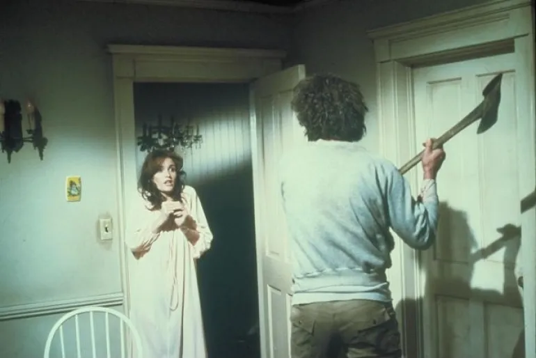 Σχεδόν 40 χρόνια από την πρεμιέρα του θρίλερ 'The Amityville Horror'...