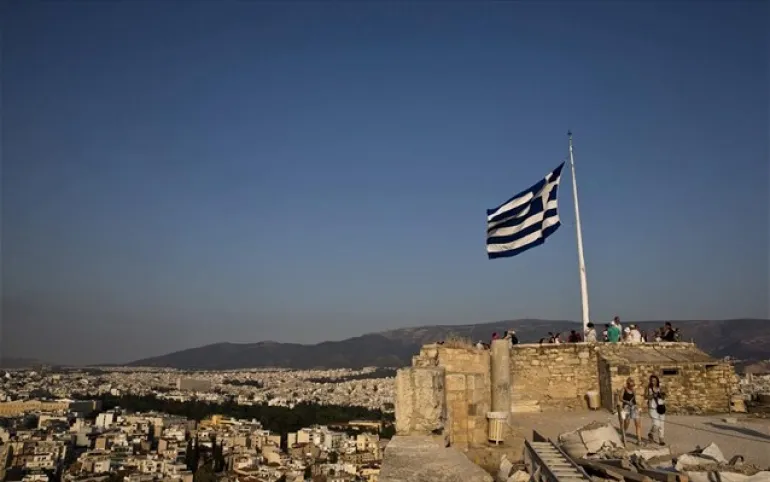 Πέμπτη πιο "δυστυχής" οικονομία στον πλανήτη η Ελλάδα
