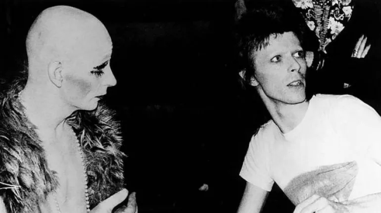 Πέθανε ο πιερότος που δίδαξε στον David Bowie την φιγούρα του Ziggy Stardust