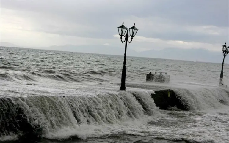 Πιθανότητα για μεσογειακό κυκλώνα στο νότιο Ιόνιο την Παρασκευή 