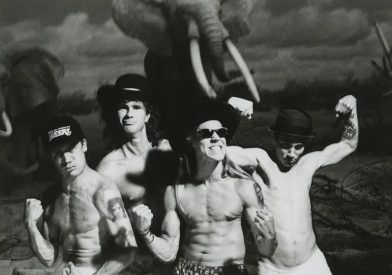 Οι Red Hot Chili Peppers τραγουδούν Jimi Hendrix, Allman Brothers