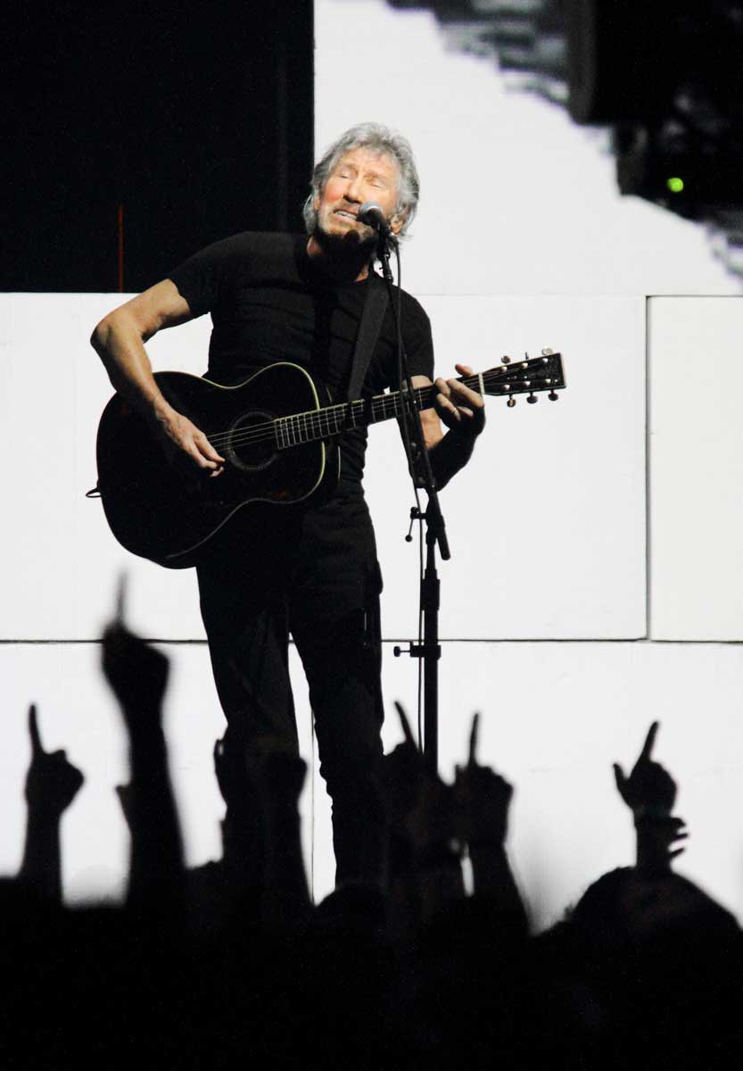 roger waters sinavlia athina 1