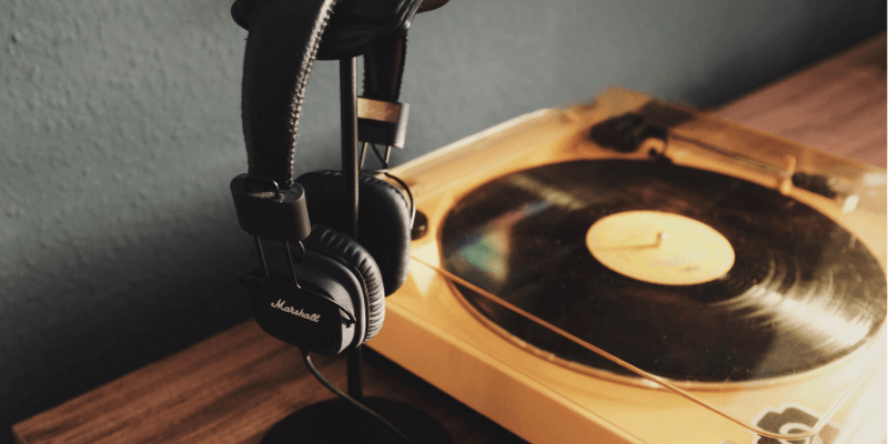 Headphones for Listening to Vinyl