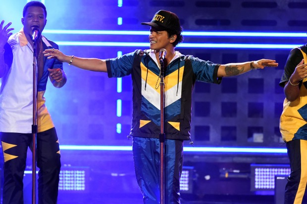 bruno mars amas 2016 american music awards 1479691519