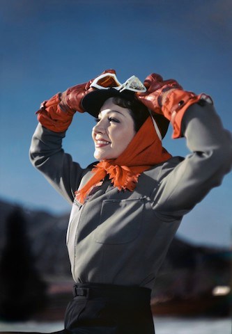 Claudette Colbert ski