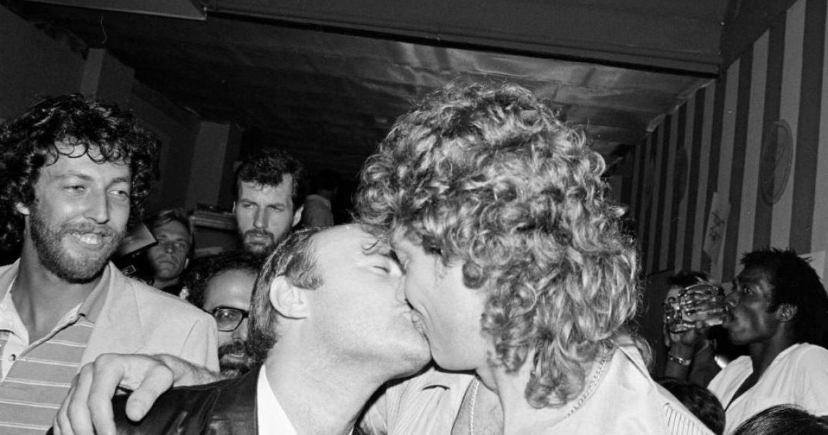 Όταν ο Phil Collins έπαιξε στους Led Zeppelin