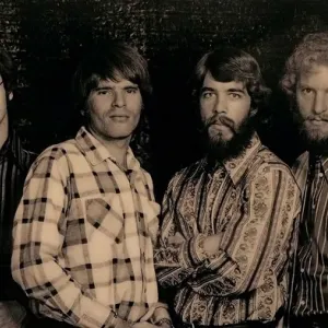 Πώς πήραν το όνομα τους οι Creedence Clearwater Revival?