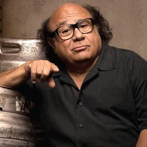 Οι 10 καλύτερες ταινίες του Danny DeVito που έγινε 77 ετών