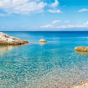 Υπάρχει δυσαρμονία μεταξύ τσέπης και ιδεολογικής τοποθέτησης