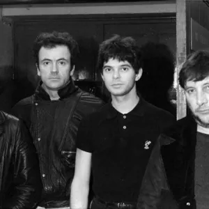 Midnight summer dream, οι Stranglers στην Αθήνα το 1985