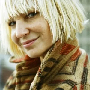 Sia - Chandelier , ' κτυπάει'  το Νο 1