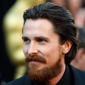 12 φιλμ με τον Christian Bale...