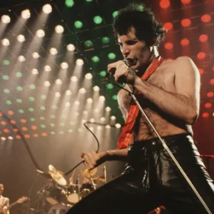 46 χρόνια Bohemian Rhapsody - 15 πράγματα που ίσως δεν γνωρίζατε για το αριστούργημα των Queen...