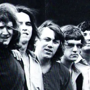 Δεν ακούω μουσική, δεν μ'αρέσει το σινεμά, δεν διαβάζω βιβλία, γενικά δεν μ'αρέσει η σελίδα σας, γιατί να σας βοηθήσω;