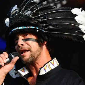 JAMIROQUAI, 10 τραγούδια, 52 ετών ο Jay Kay