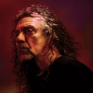 Είναι ο Robert Plant η πιο δυνατή φωνή που πέρασε από το ροκ;