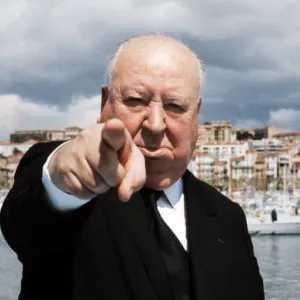 Ο Γιάννης Πετρίδης επιλέγει τις 10 καλύτερες ταινίες του Alfred Hitchcock 