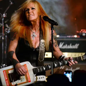 'Φονικές' ροκ  μπαλάντες: Close My Eyes Forever-Ozzy Osbourne-Lita Ford