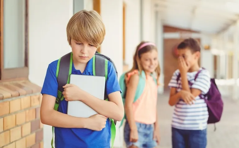 Το bullying αλλάζει τη δομή του εφηβικού εγκεφάλου