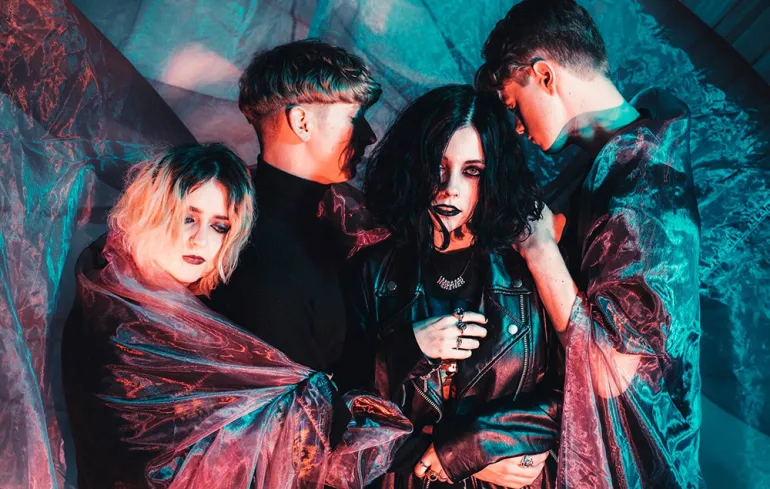 The Tide-Pale Waves