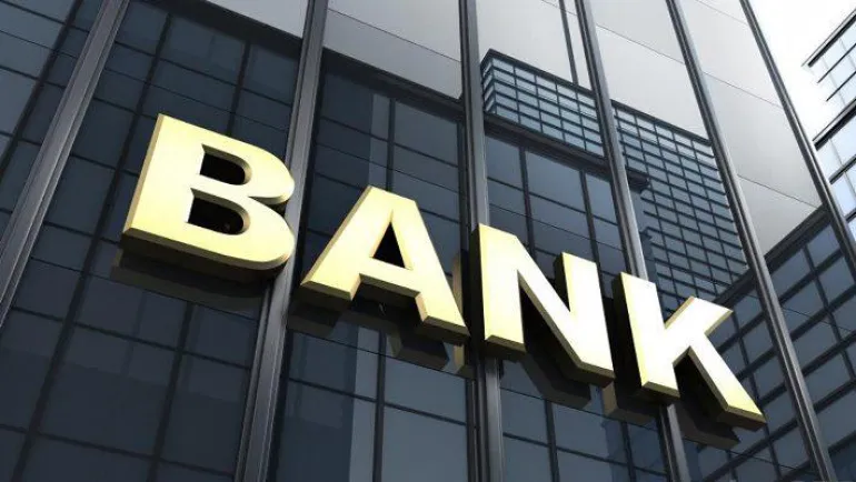 Γιατί πέφτουν οι τράπεζες στο χρηματιστήριο
