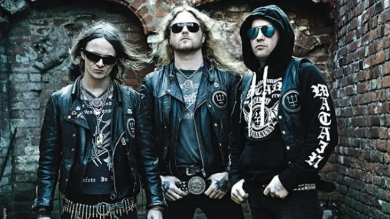 Συγκρότημα από τη Σουηδία έδιωξε τον κιθαρίστα του επειδή χαιρέτισε ναζιστικά