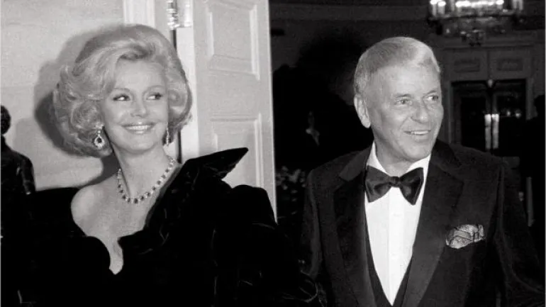 1,7 εκατομμύρια δολάρια πωλήθηκε δαχτυλίδι αρραβώνων που είχε δώσει ο Frank Sinatra 