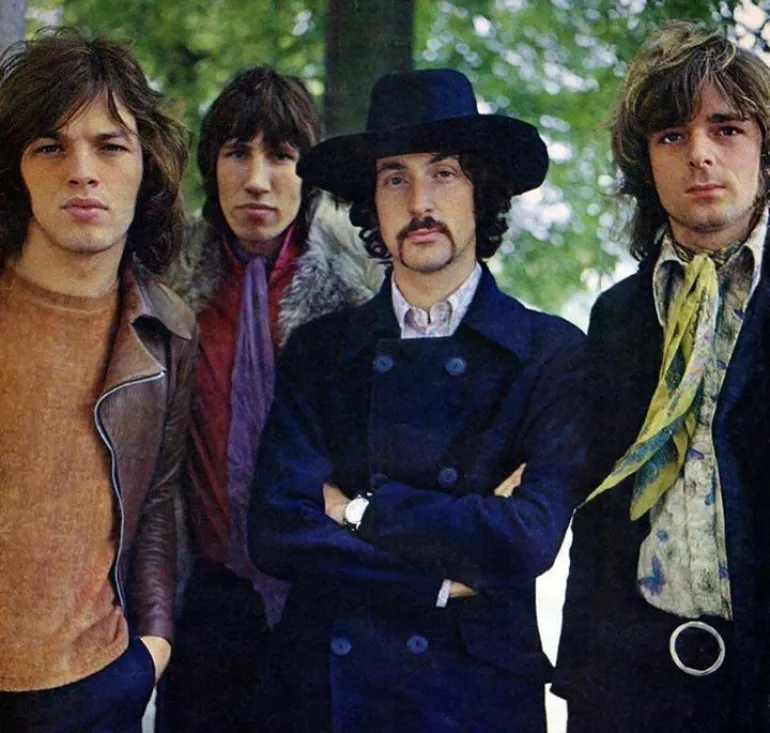Julia Dream-Pink Floyd (1968)