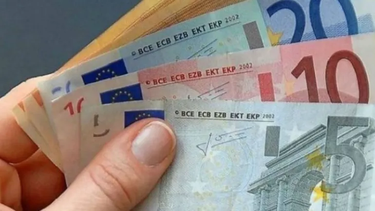 Επίδομα 534 ευρώ: Ποιοι πληρώνονται σήμερα