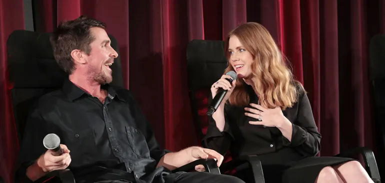 Τρίτη φορά σε ταινία μαζί οι Amy Adams και Christian Bale και στις 3 ήταν υποψήφιοι για όσκαρ 
