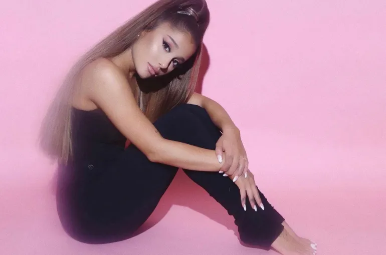 Ariana Grande, 3 νέα τραγούδια από την deluxe έκδοση του Posisions 