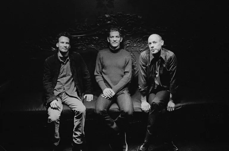Brad Mehldau Trio: Ένας χαρισματικός μουσικός του τζαζ αυτοσχεδιασμού με το τρίο του, έρχονται στη Στέγη