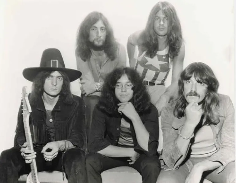 Πώς μπορώ να ακούσω την νέα μουσική, εγώ αγαπάω τους Deep Purple