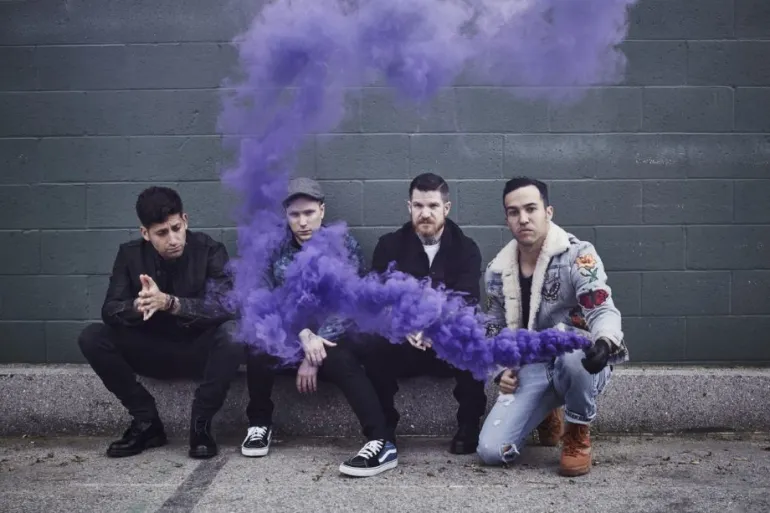 Young And Menace-Fall Out Boy