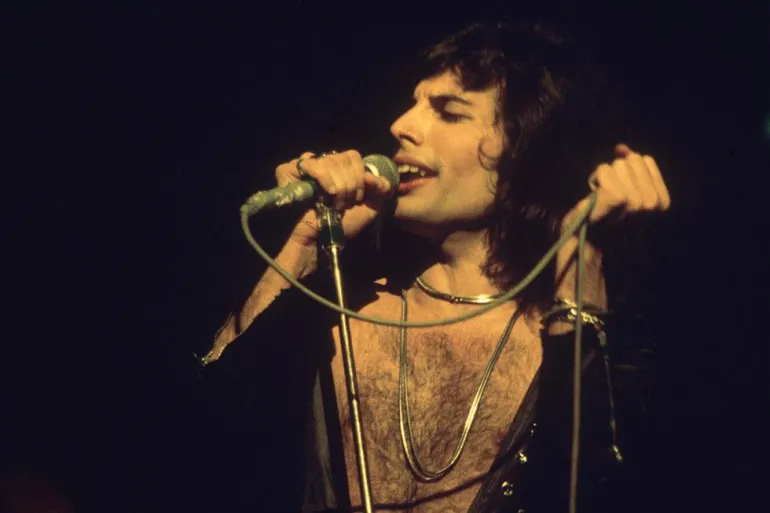 Η σεξουαλικότητα του Freddie Mercury παρέμεινε ένα μυστήριο ακόμα και για τους φίλους του