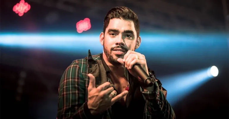 Νεκρός σε αεροπορικό δυστύχημα ο Bραζιλιάνος τραγουδιστής Gabriel Diniz