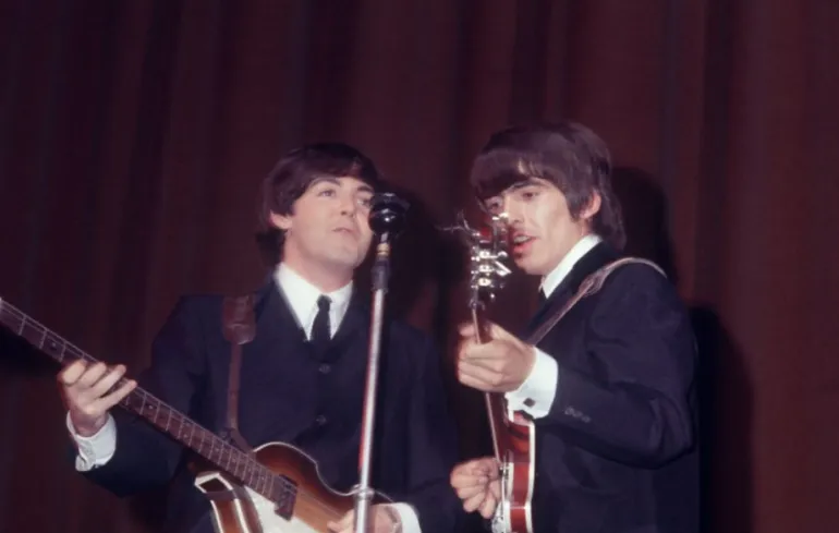 O Paul McCartney εύχεται Χρόνια πολλά στον George Harrison
