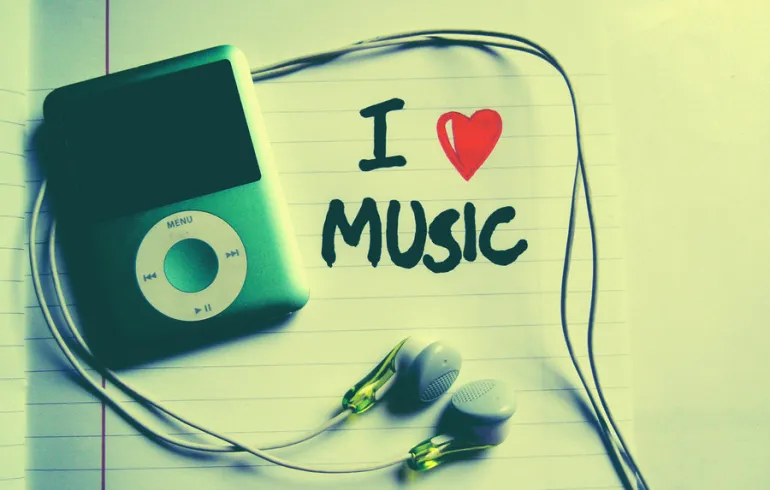 Πότε και σε ποια ηλικία συνειδητοποιήσατε ότι αγαπάτε την μουσική;