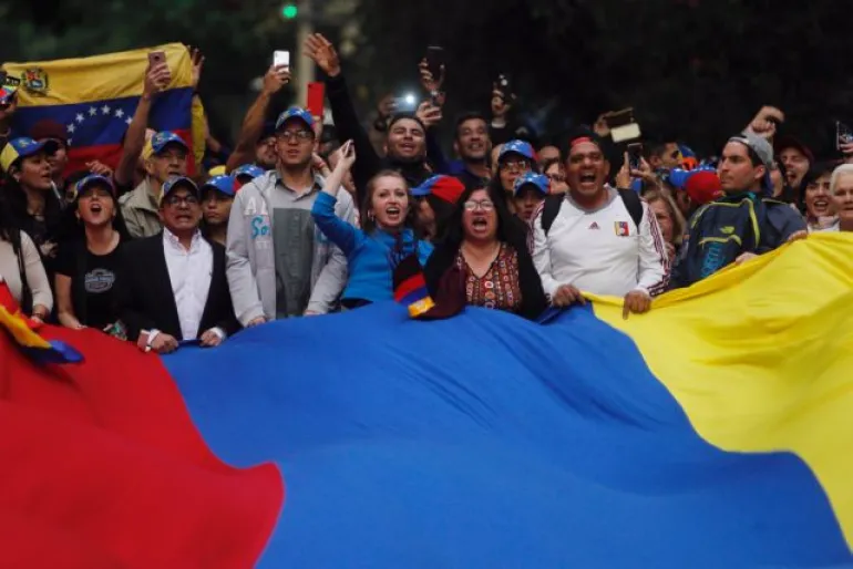  Βενεζουέλα : Ενα βήμα πριν τον εμφύλιο