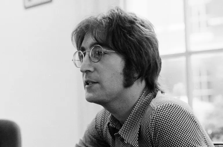 Επιστροφή στο ροκ τσαρτ για το Imagine του Lennon
