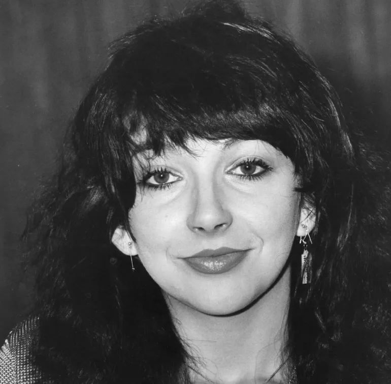 H Kate Bush στέλνει ένα από τα σπάνια μηνύματα της και μιλάει για πολλά