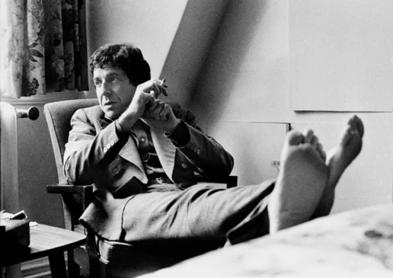 Τα 10 καλύτερα τραγούδια του Leonard Cohen τραγουδισμένα από άλλους