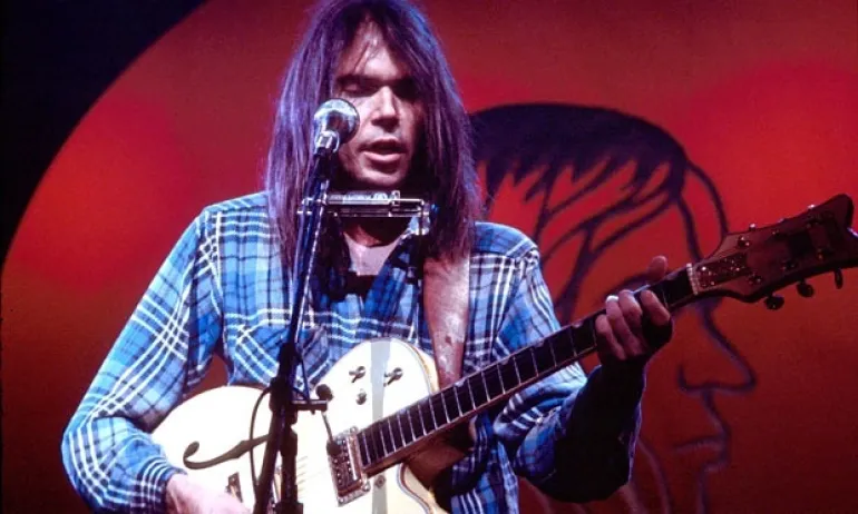 Ο Neil Young προσφέρει όλη την μουσική του δωρεάν στο διαδίκτυο