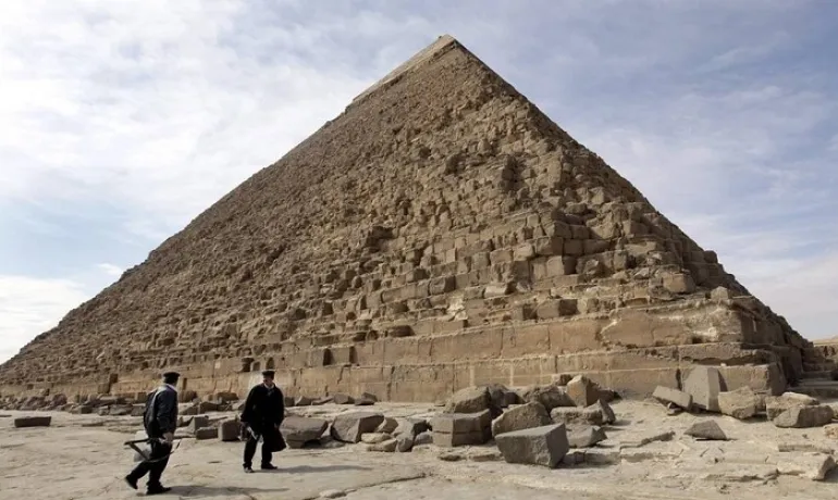 Πιο κοντά οι αρχαιολόγοι στη λύση του μυστηρίου της κατασκευής της πυραμίδας του Χέοπα