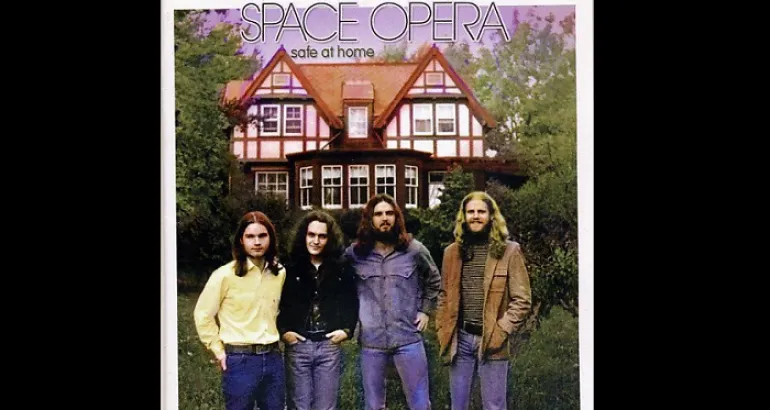 Space Opera: επηρεασμένοι τόσο από Jefferson Airplane όσο και από Byrds