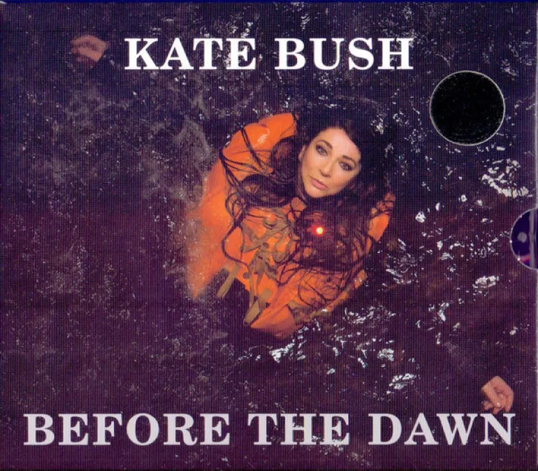 Η ώρα της Kate Bush, Prologue, από το τριπλό Live