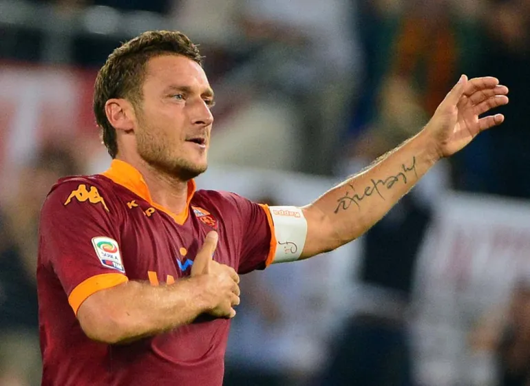 Η σειρά One Captain: Francesco Totti.  μας μεταφέρει στην μαγεία του ποδοσφαίρου