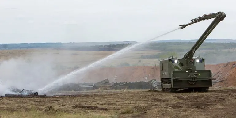 Ειδικά ρομπότ στην μάχη της κατάσβεσης της φωτιάς στις αποθήκες πυρομαχικών στην Σιβηρία