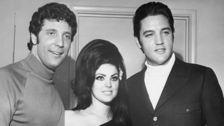 O Elvis Presley ήταν στενός φίλος με τον Tom Jones 